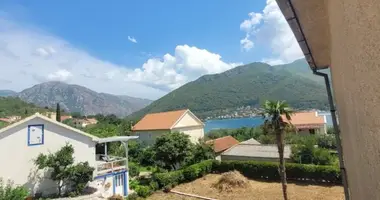 Дом в Каменари, Черногория