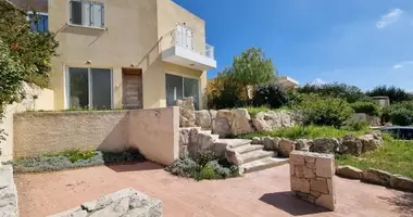 3 bedroom house in Chloraka, Cyprus