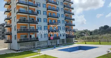 2 room apartment with parking, with swimming pool, with sauna in Avsallar, Turkey