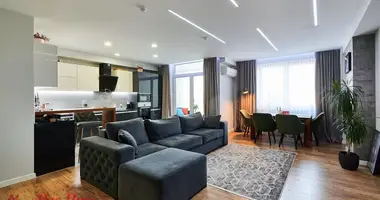 Apartamento 3 habitaciones en Minsk, Bielorrusia