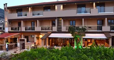 Hotel 1 000 m² in Stalida, Greece