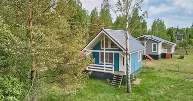 Maison dans Dziescanski siel ski Saviet, Biélorussie