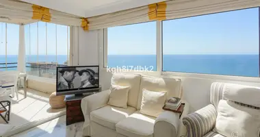 Mieszkanie 3 pokoi w Benalmadena, Hiszpania