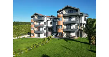 Casa 8 habitaciones con balcón, con vista al mar, con sótano en Haci Kasim Mahallesi, Turquía