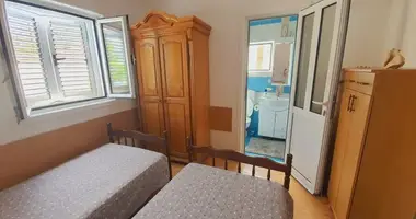 4 bedroom house in Stoliv, Montenegro