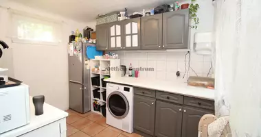5 room house in Kerepes, Hungary