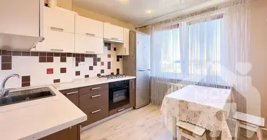 Apartamento 3 habitaciones en Borisov, Bielorrusia