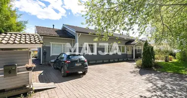 5 bedroom house in Mantsala, Finland