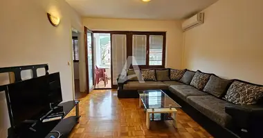 2 bedroom apartment with public parking in Budva, Montenegro