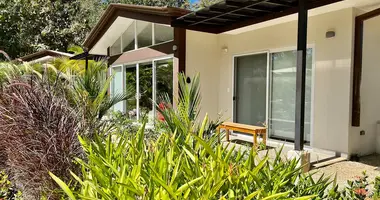 Villa 2 bedrooms in Canton Santa Cruz, Costa Rica