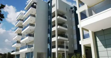 Apartamento 5 habitaciones en Comunidad St. Tychon, Chipre