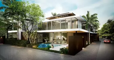 Villa 5 habitaciones con Balcón, con estacionamiento, con Tour online en Phuket, Tailandia