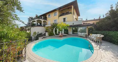 Adosado Adosado 7 habitaciones con Veranda en Desenzano del Garda, Italia