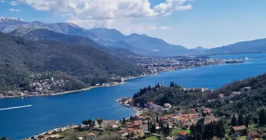 Grundstück in Herceg Novi, Montenegro