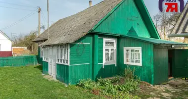 Maison dans Liebiedzieuski siel ski Saviet, Biélorussie