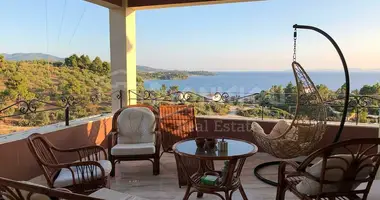 6 bedroom house in Neos Marmaras, Greece