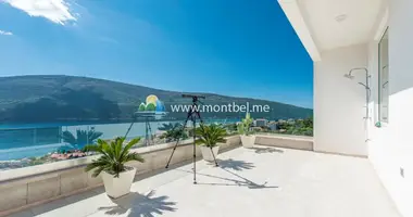 5 bedroom house in Đenovići, Montenegro