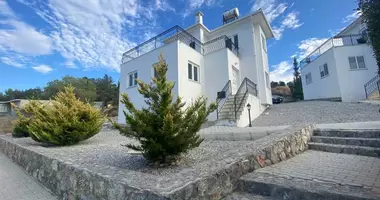 Villa 2 chambres avec Balcon, avec Vue sur la mer, avec parkovka dans Agios Amvrosios, Chypre du Nord