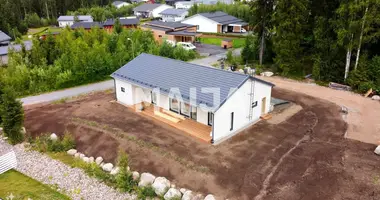 Haus 4 Zimmer in Jyvaeskylae sub-region, Finnland