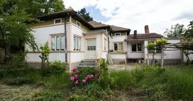 Haus 3 Zimmer in Strajitsa, Bulgarien