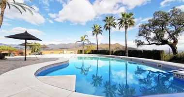 Wohnung 2 Schlafzimmer in Marbella, Spanien