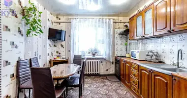 Casa en Ratomka, Bielorrusia