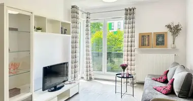 Commercial property 43 m² in Warsaw, Poland