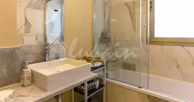 Квартира 4 спальни в Arona, Испания