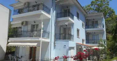 Hotel 360 m² in Agia Paraskevi, Griechenland