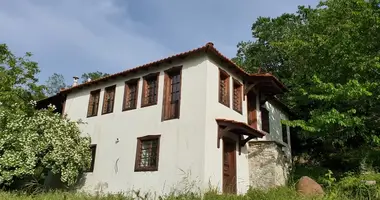 Dom w Mikros Prinos, Grecja
