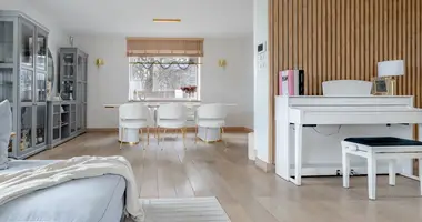 6 room house in Warsaw, Poland