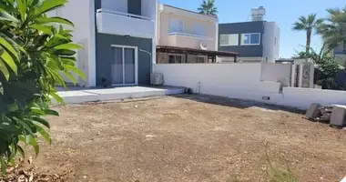 2 bedroom house in Chloraka, Cyprus