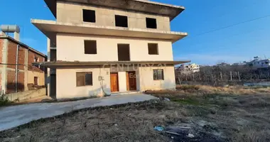 Villa in Rrashbull, Albania