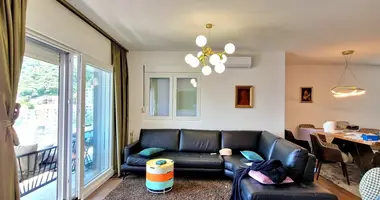 Penthouse 3 bedrooms with furniture, with air conditioning, with sea view in Budva, Montenegro
