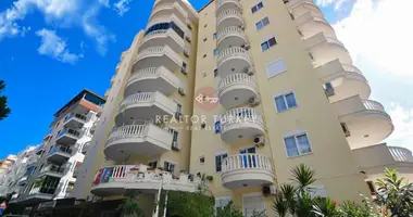 2 bedroom apartment in Mahmutlar, Turkey