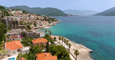 4 bedroom house in Herceg Novi, Montenegro
