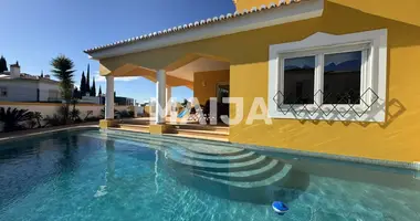 5 bedroom house in Portimao, Portugal