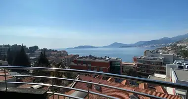 Apartamento 1 habitacion con Vistas al mar, con aparcamiento público en Przno, Montenegro