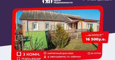 Haus in Kuraniecki sielski Saviet, Weißrussland