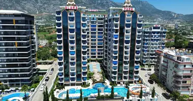 4 bedroom apartment in Mahmutlar, Turkey