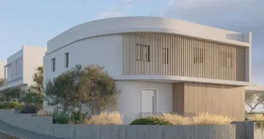 4 bedroom house in Demos Agiou Athanasiou, Cyprus