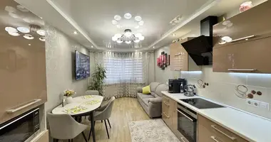 Apartamento 3 habitaciones en Minsk, Belarús