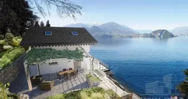 Villa 4 bedrooms with parking, new building, with Air conditioner in Varenna, Italy