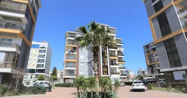 3 room apartment with balcony, with air conditioning, with parking in Mediterranean Region, Turkey
