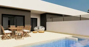 Villa 2 bedrooms with Garden, with bathroom, with private pool in Pilar de la Horadada, Spain