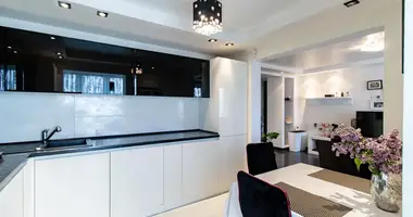 Appartement 3 chambres dans Minsk, Bélarus