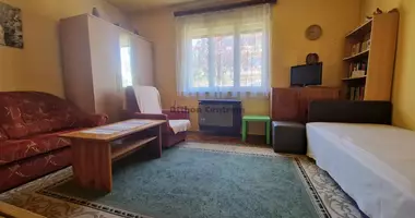 Дом 2 комнаты в Дунакеси, Венгрия