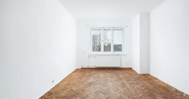 1 room apartment in Warsaw, Poland