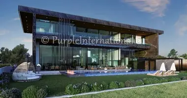 Villa 6 bedrooms in Chloraka, Cyprus