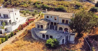 Villa 5 bedrooms in Larnakas tis Lapithiou, Northern Cyprus